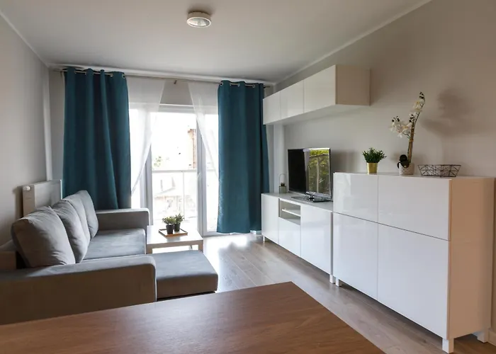 K39 Deluxe By Uniquerent *