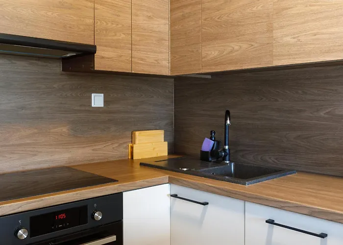 K39 Deluxe By Uniquerent * Vratislav