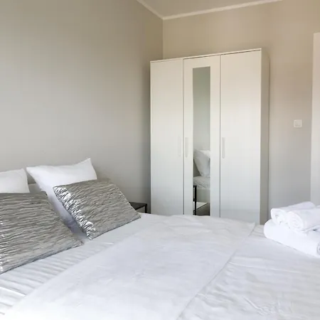 K39 Deluxe By Uniquerent Apartment