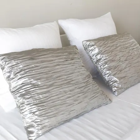 Apartment K39 Deluxe By Uniquerent