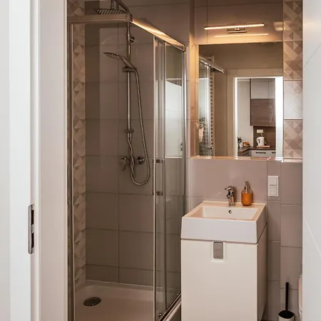 Appartement Krakowska 39 Deluxe With Balcony By Uniquerent