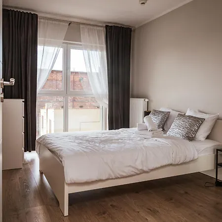 Krakowska 39 Deluxe With Balcony By Uniquerent *